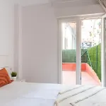 Moderno Y Cómodo En Calle Vargas Apartamento