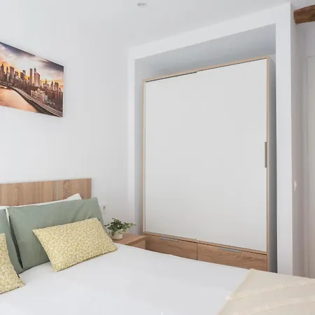 Moderno Y Comodo En El Centro Apartmán Santander